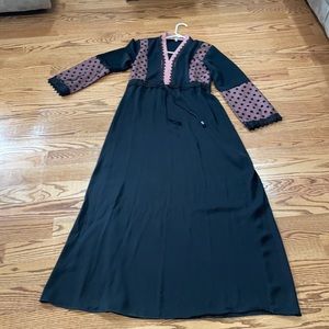 Long sleeve Abaya size 2 good condition